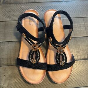 Stylish Black and Tan Beaded Sandals